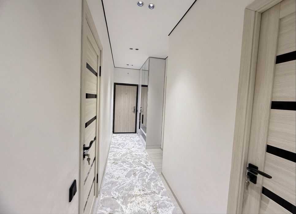 Сдается 3 ком Эко базар. Новостройка