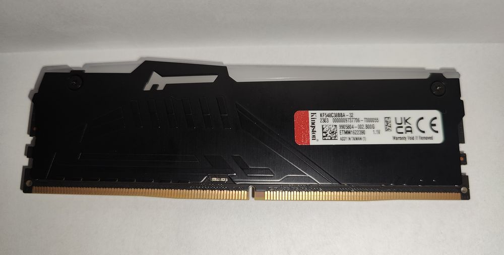 Memorie RAM Kingston FURY Beast RGB 32GB DDR5 4800MHz CL38