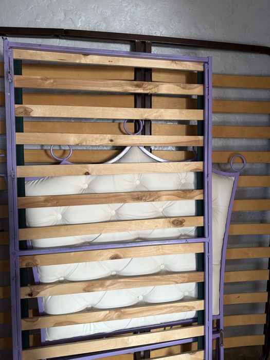 Продам кровать 1.5