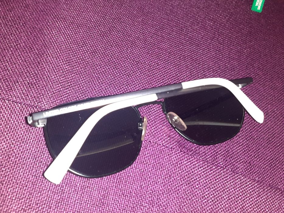 Оригинални слънчеви очила Guess Benetton
