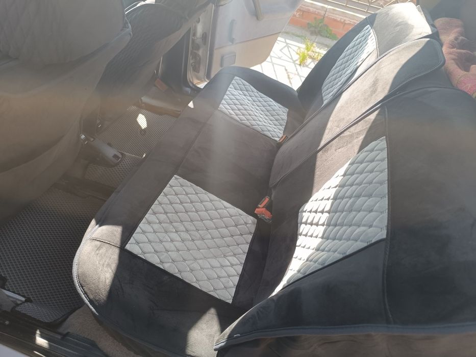 Продам машину Фольксваген Джетта 2