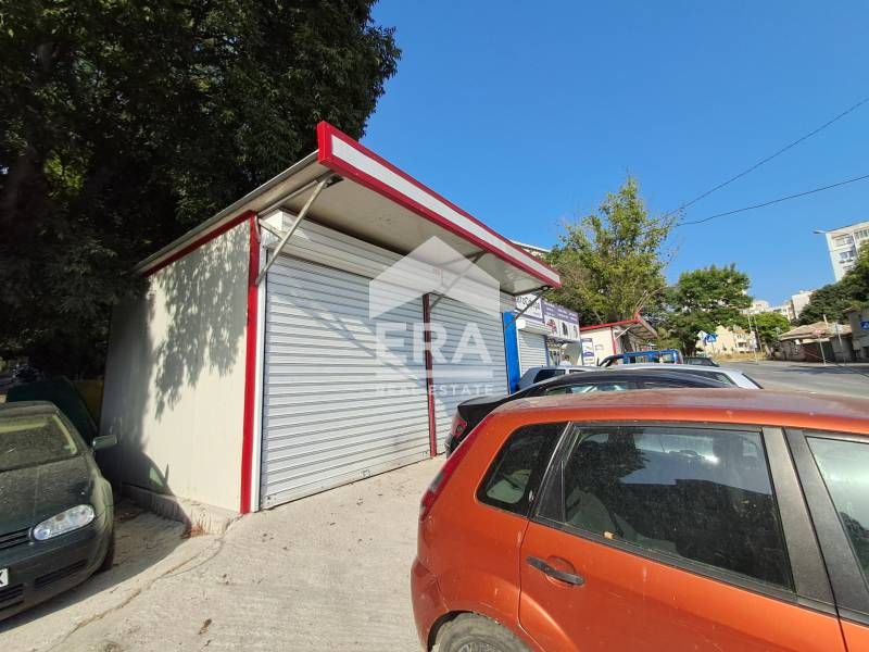 Дава се под наем Промишлена сграда в Варна, Автогара - 80 кв.м за 716 € - Снимка #2