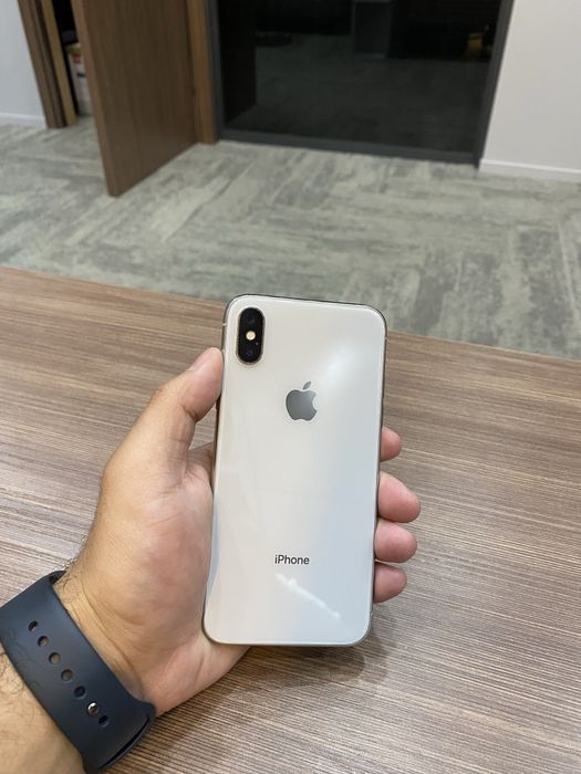 Iphone x ayfon x 64gb oq holati ideal srochni sotiladi face ishlidi