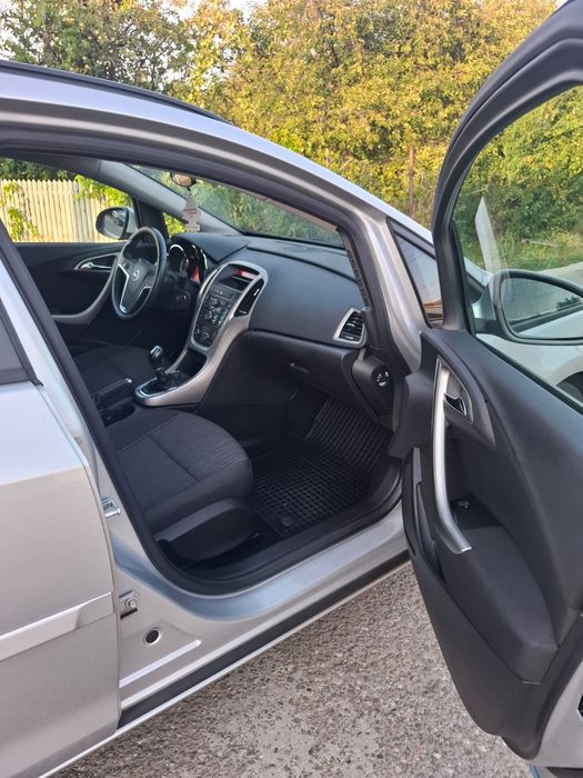 Opel Astra j 1.3 diesel