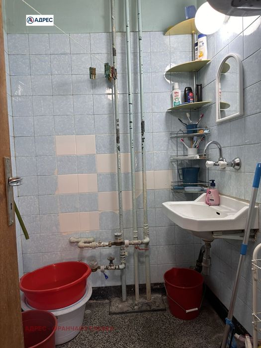 Продава се Тристаен апартамент в Плевен, Идеален център - 90 кв.м за 1545 €/кв.м - Снимка #6