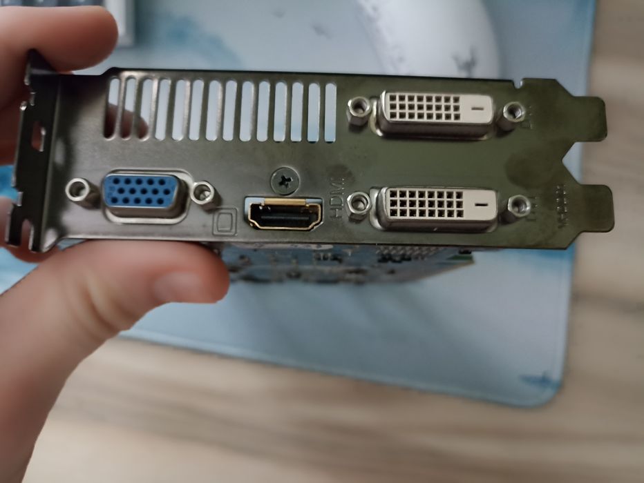 Видеокарта gt740 в отличном состоянии