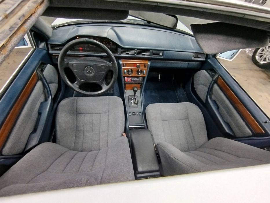 Mercedes benz W 124 Avtomat ( prayekt uchun yahshi variant)