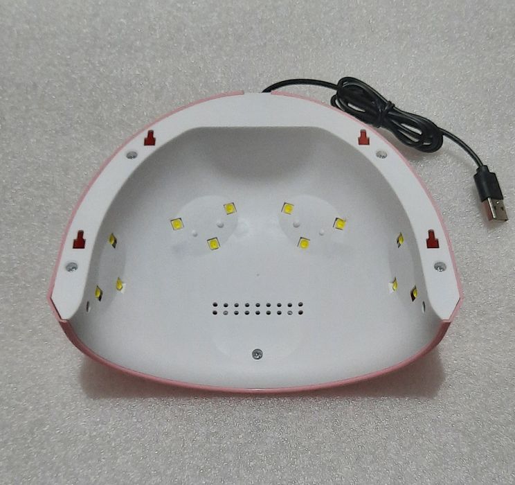 Lampă UV/LED pentru unghii