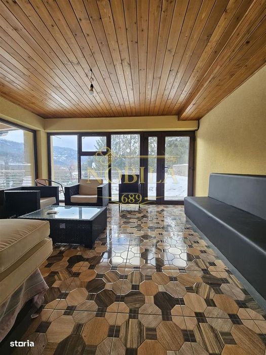 Casa De Vacanta  Cu Teren De Vanzare Harja