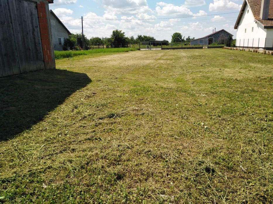 Vand teren intravilan in localitatea OAR