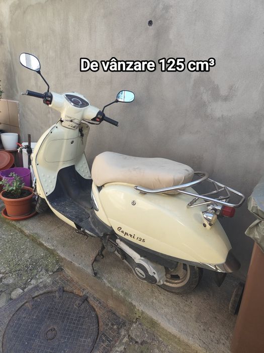 Scuter Capri 125 cm³