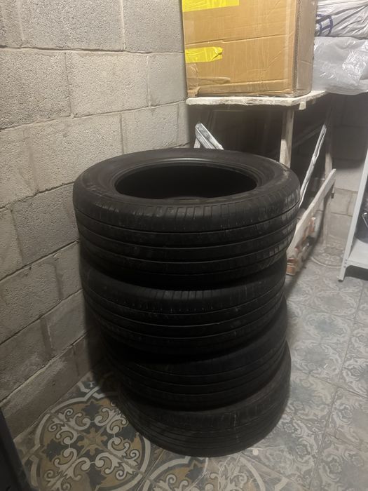 215/60/R17 Nexen