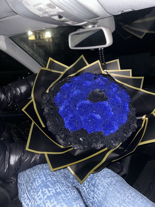 Вечни букети от брокатени рози,сатенени рози,фоам рози