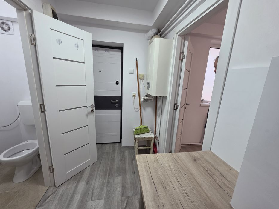 Garsoniera Piața Tractorul