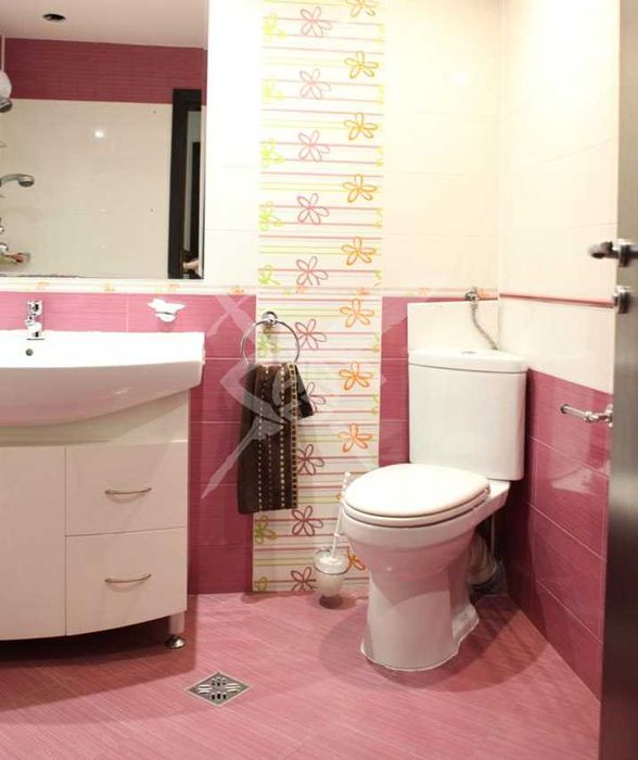Продава се Многостаен апартамент в Пловдив, Кючук Париж - 195 кв.м за 1073 €/кв.м - Снимка #7