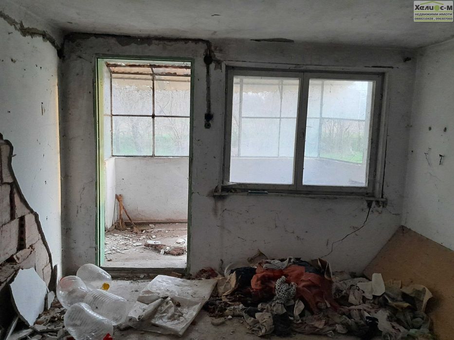 Продава се Къща в Монтана, Младост 2 - 300 кв.м за 16 €/кв.м - Снимка #10