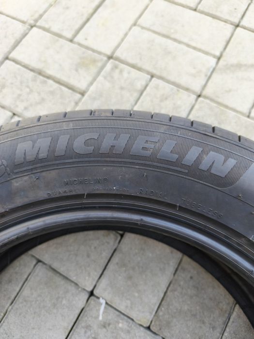 205-60-16 Michelin Primacy 4
