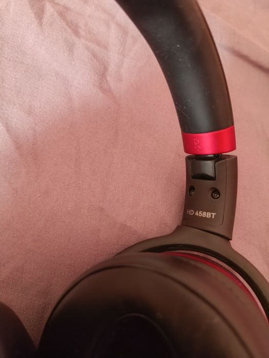 Блутут слушалки Sennheiser HD 458BT
