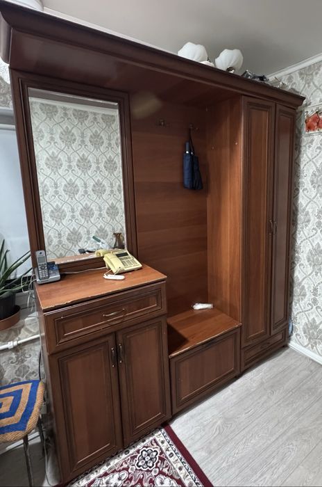 Шкаф для прихожей