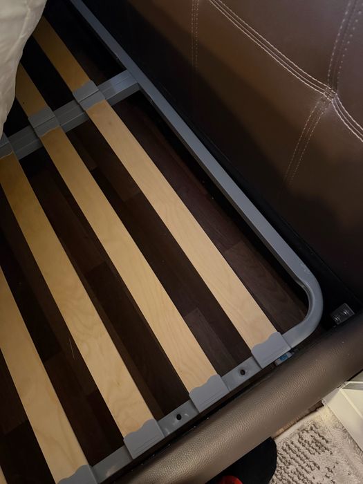 Продается кровать в отличном состоянии