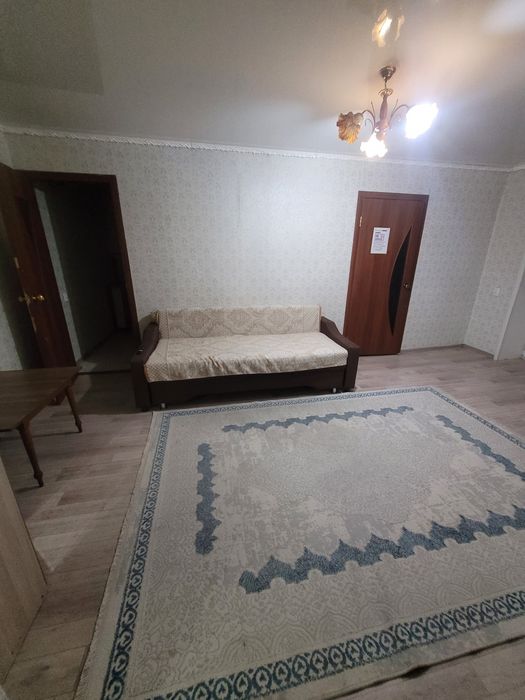 2-х комнатная. Продам. На 3 этаже.