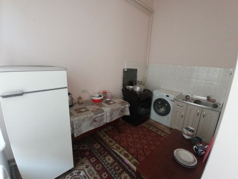 BezMakler sheriklikga qizlarga hovli ijaraga beriladi etro yonida