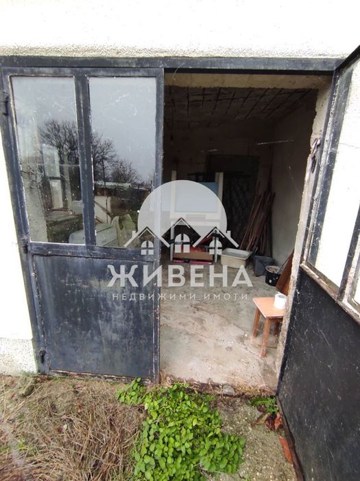 Продава къща с двор 900 кв.м, с.Новаково, обл. Варна