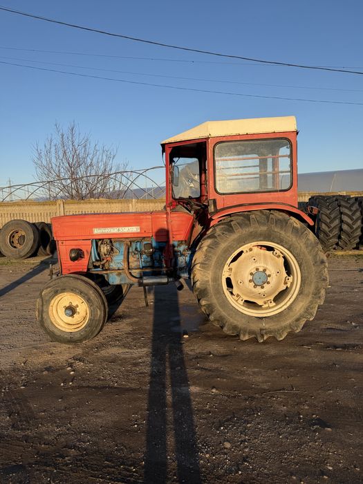 Tractor universal 550 super