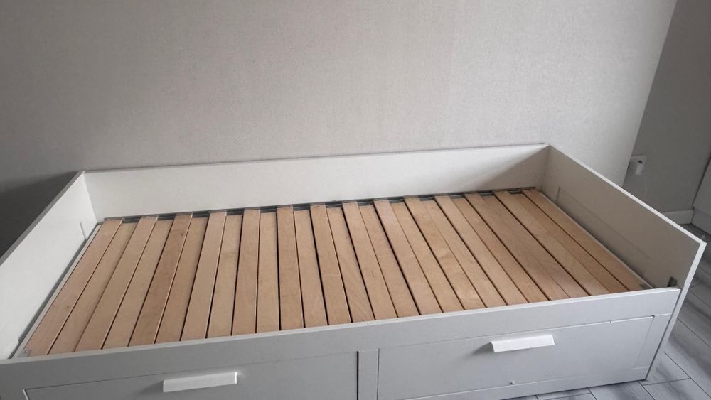 Кровать с Икеи!!!