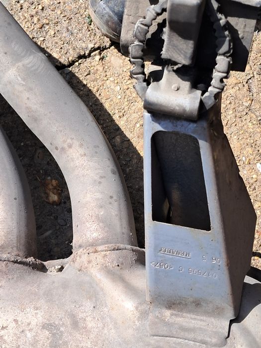 Крайно гърне рено лагуна 2