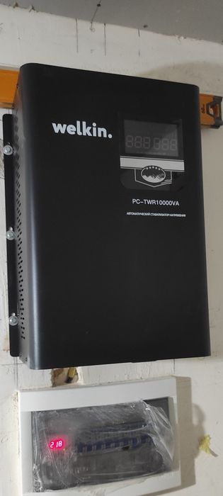 Продаётся стабилизатор Welkin  PC-TWR10000