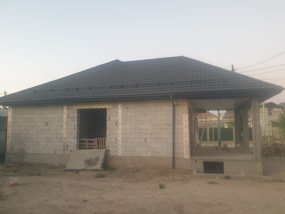 Үй сатылады мкр. Алмеректе