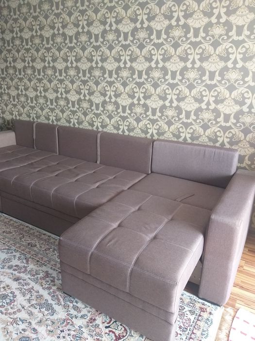 Продам Диван срочно!!!