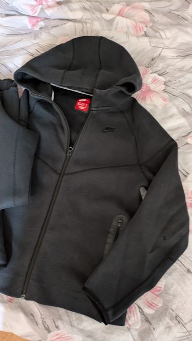 Trening Nike tech flecee 158/170 xs/s