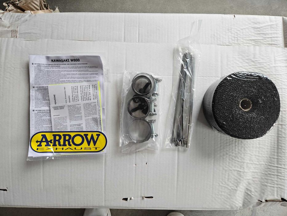 Оригинална генерация Arrow за Kawasaki W800 2020г.