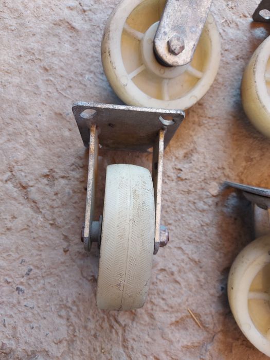 Колёса для  тележки