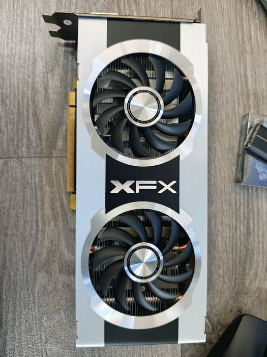 Видео карта XFR R7800