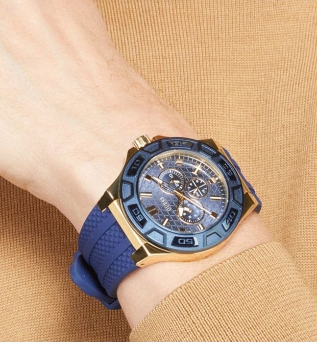 Оригинален, нов мъжки часовник Guess Chronograph