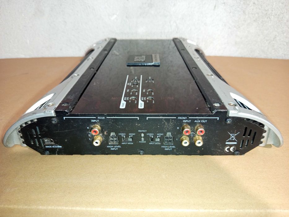 Автомобилно крайно стъпало JBL GTO75.4