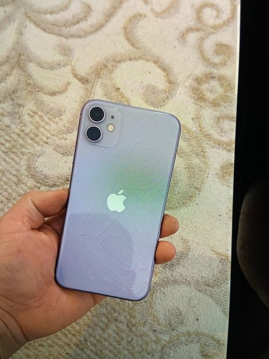 Срочно айфон 11,64г