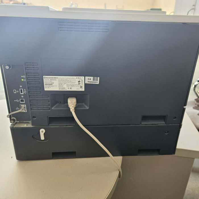 Лазерен принтер HP Color LaserJet