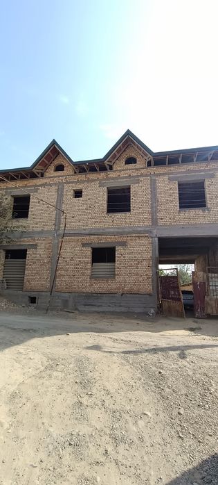 Уй сотилади коробка 105минг$