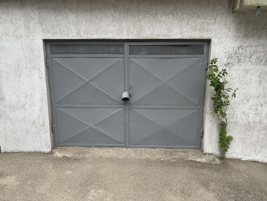 Garaj pe Str. Manastirii, pret negociabil , Pret negociabil.