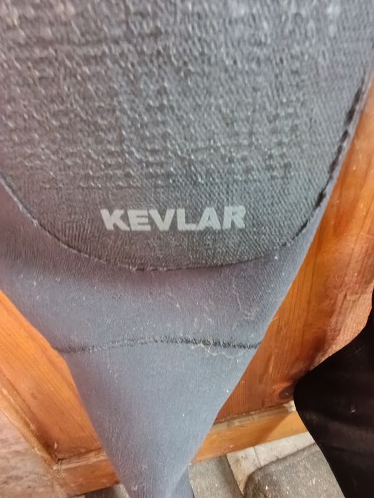Сух неопренов костюм