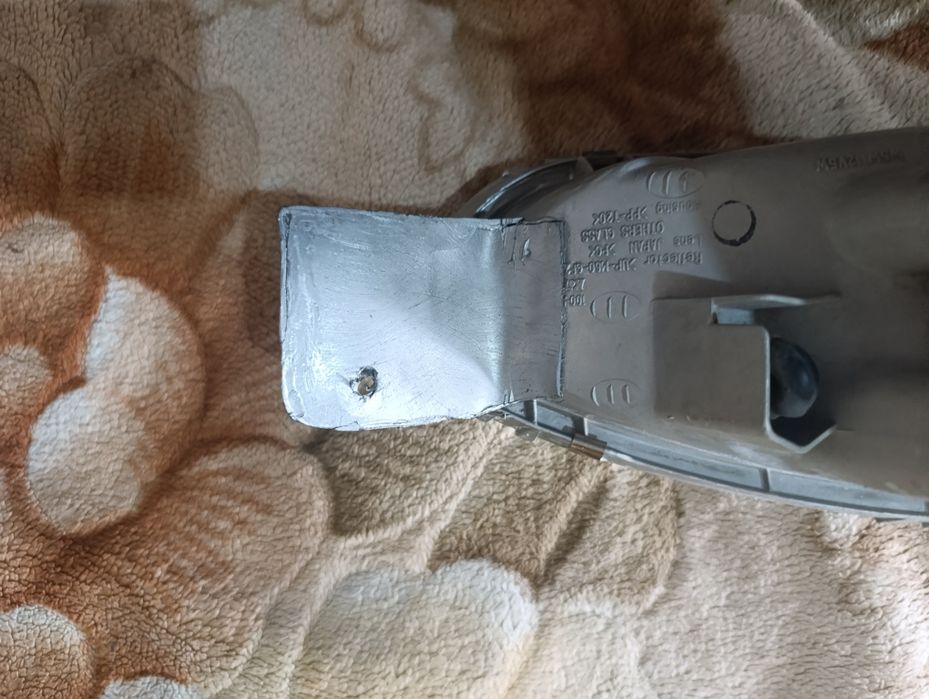 Фара на Мицубиси кольт