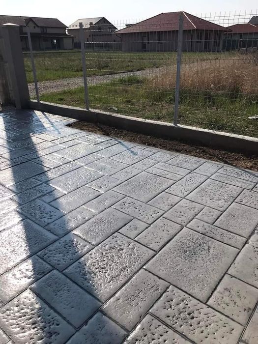 Pavaj din beton amprentat pentru curți, garaje, foișoare, etc.  de cea mai buna calitate