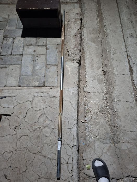 Гриф для штанги вес 8.75кг,