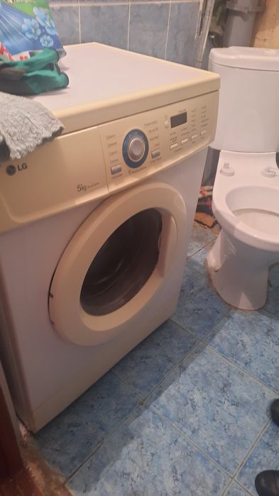 Продам стиральную машину