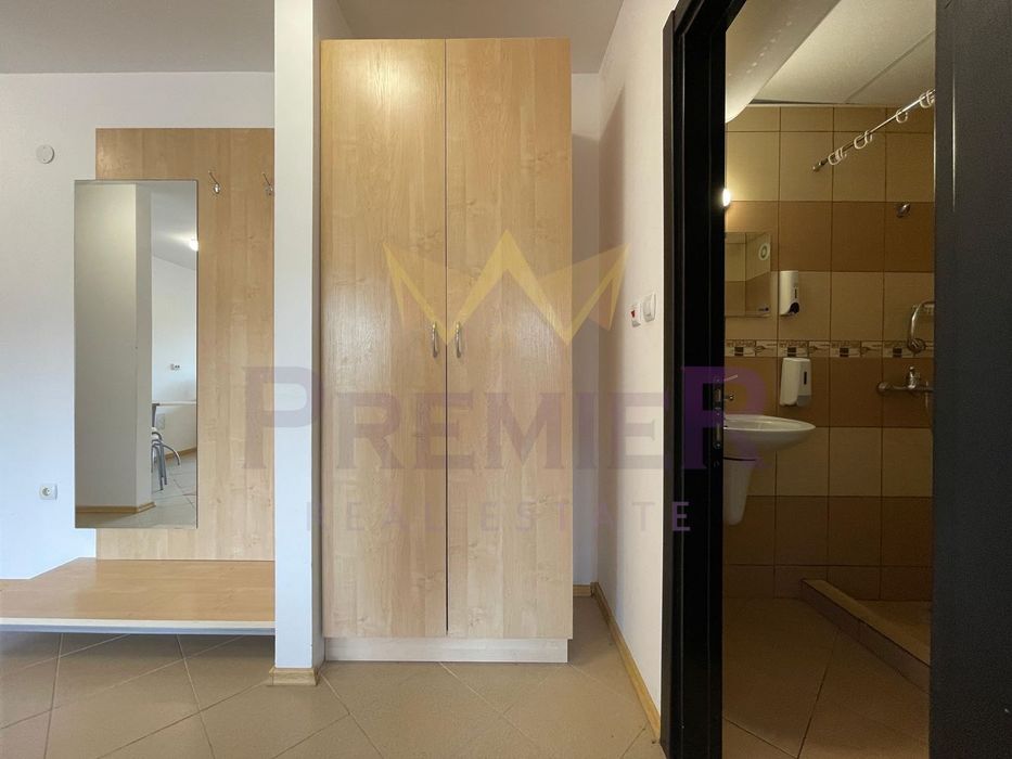 Продава се Двустаен апартамент в к.к. Слънчев бряг - 66 кв.м за 670 €/кв.м - Снимка #3