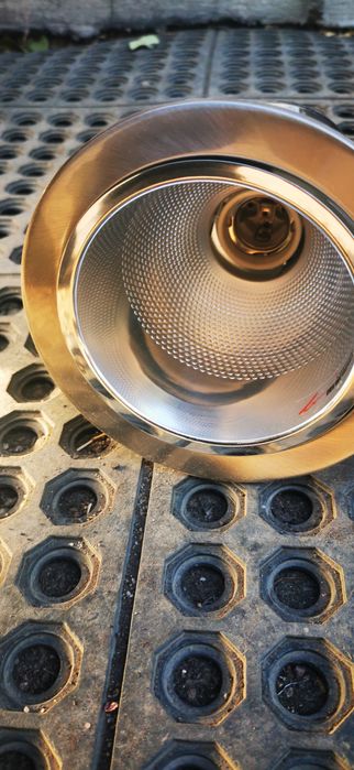 Продам светильники подвесные под патрон Е27